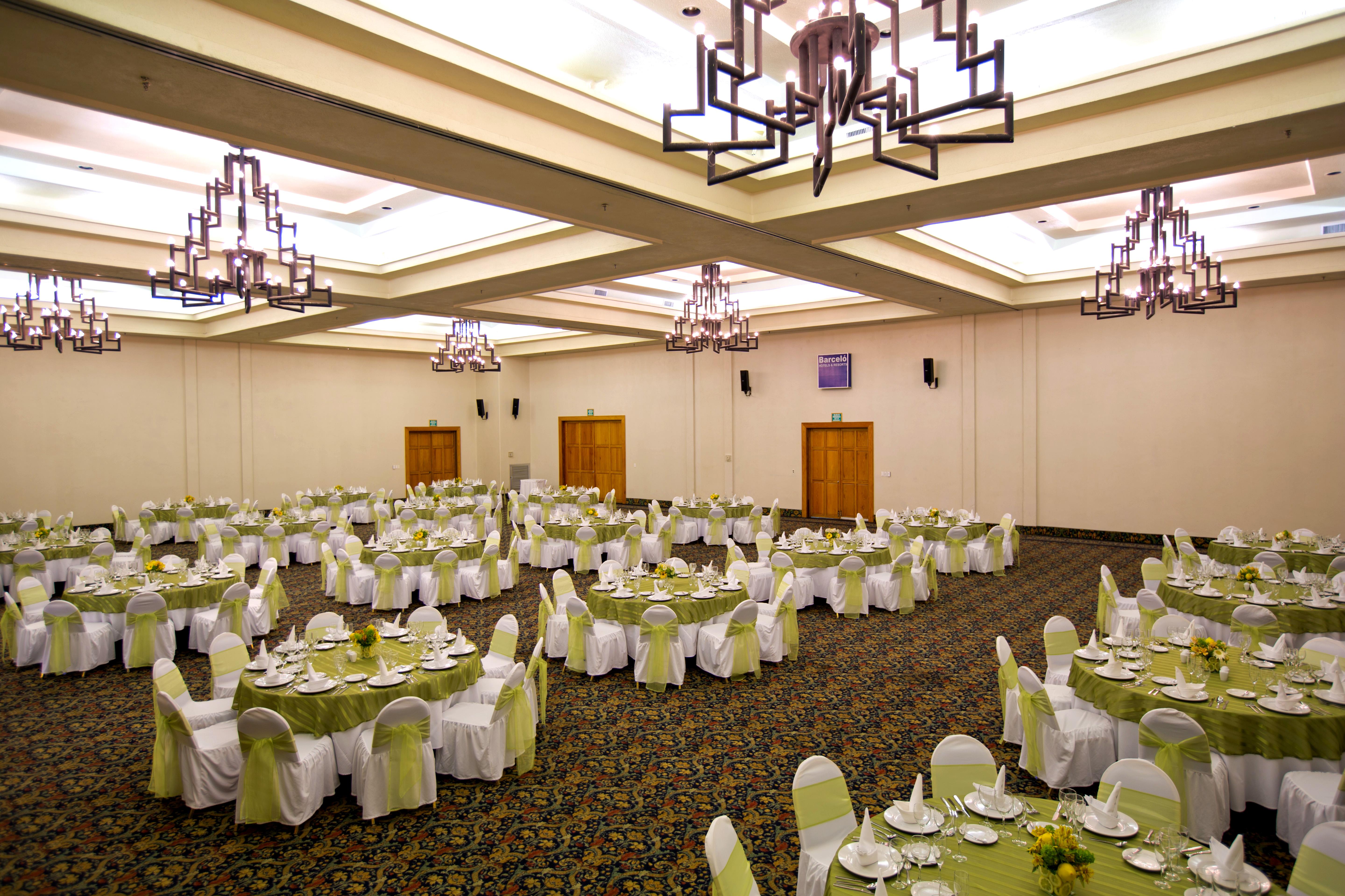 Barcelo Karmina Hotel Manzanillo Exterior foto The ballroom at the Grand Ballroom