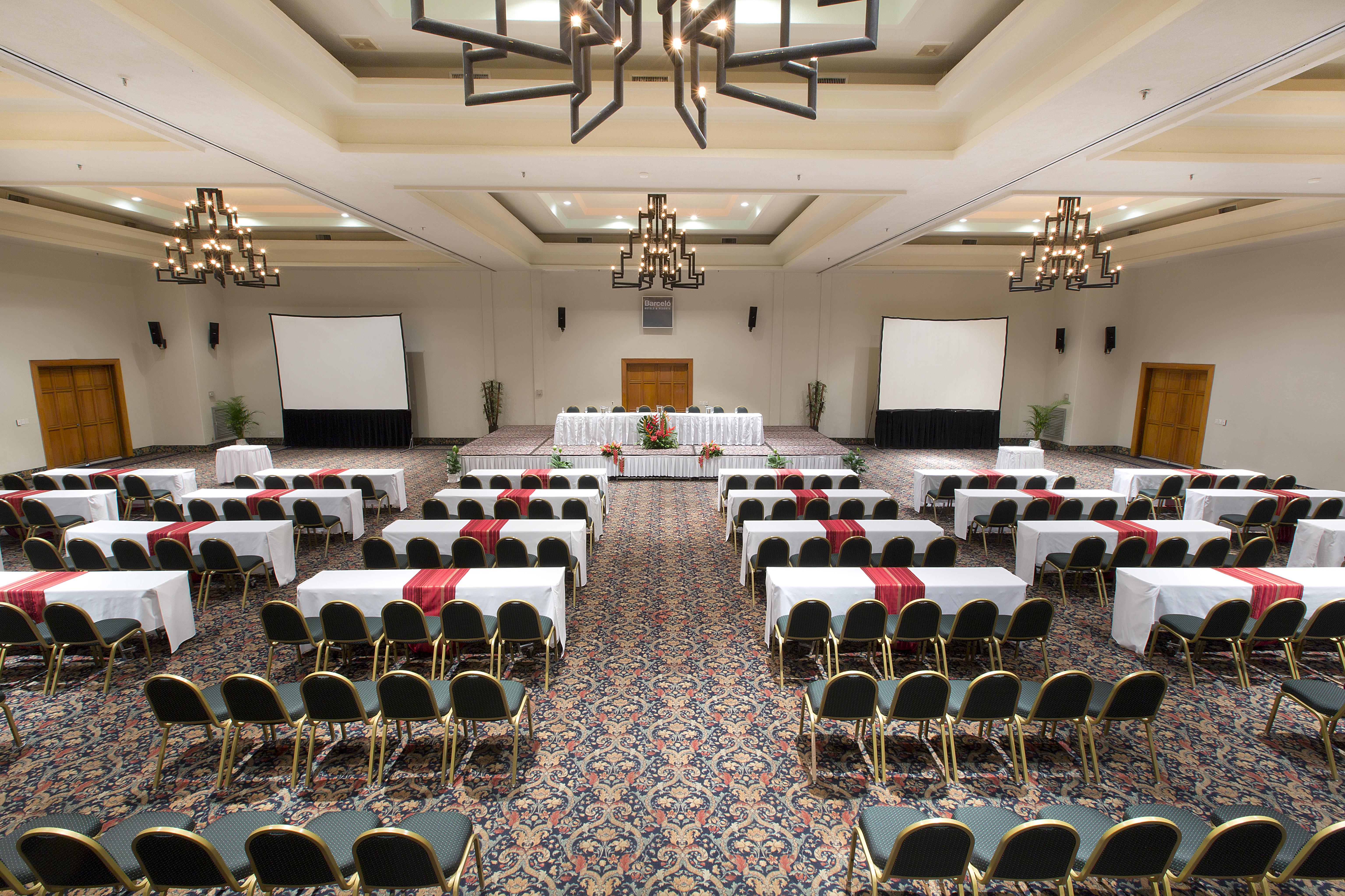 Barcelo Karmina Hotel Manzanillo Exterior foto The ballroom at the hotel