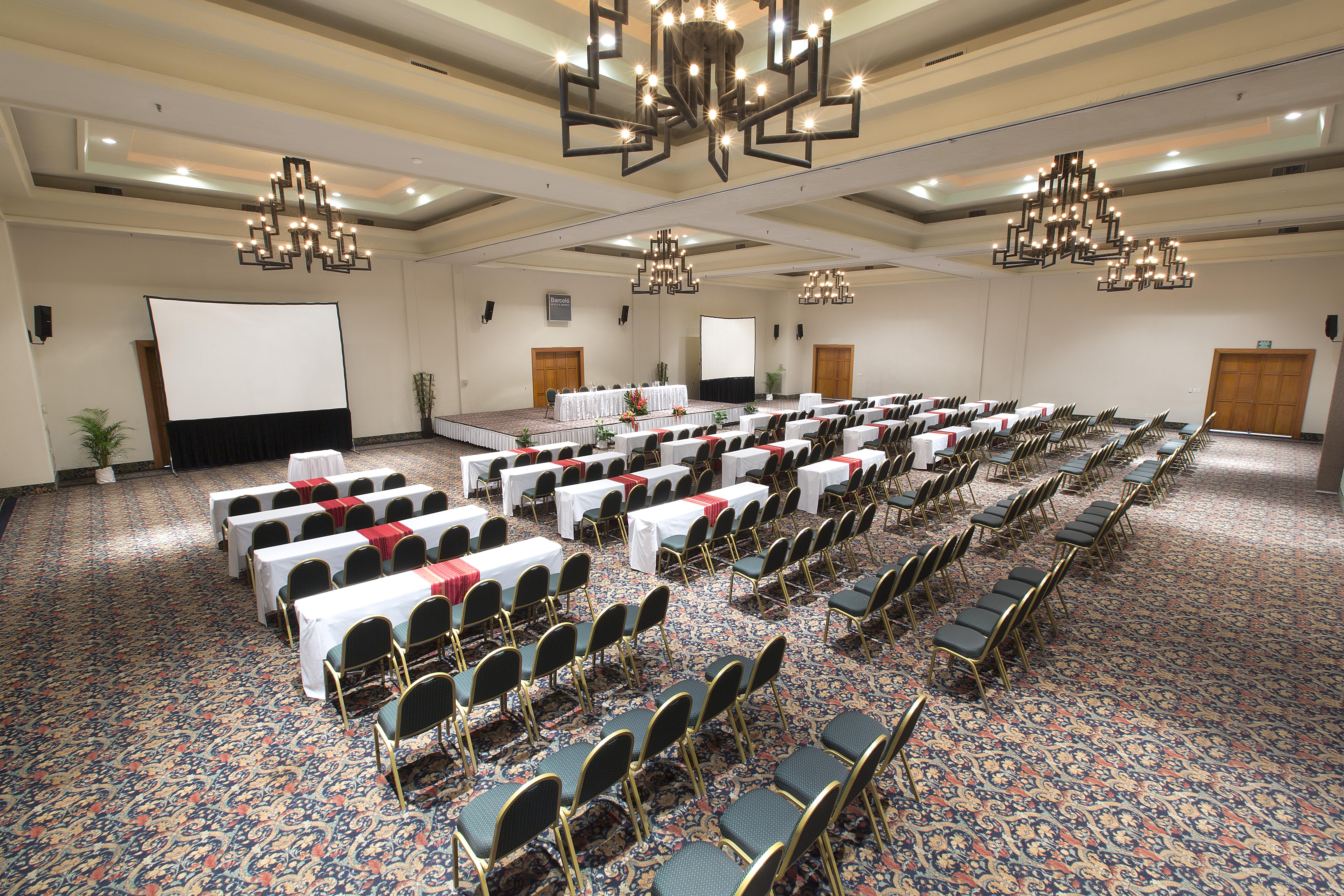 Barcelo Karmina Hotel Manzanillo Exterior foto The ballroom at the hotel